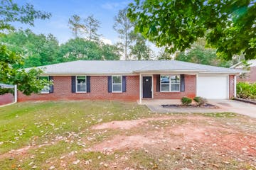 35 Pinecone Ct McDonough, GA 30253